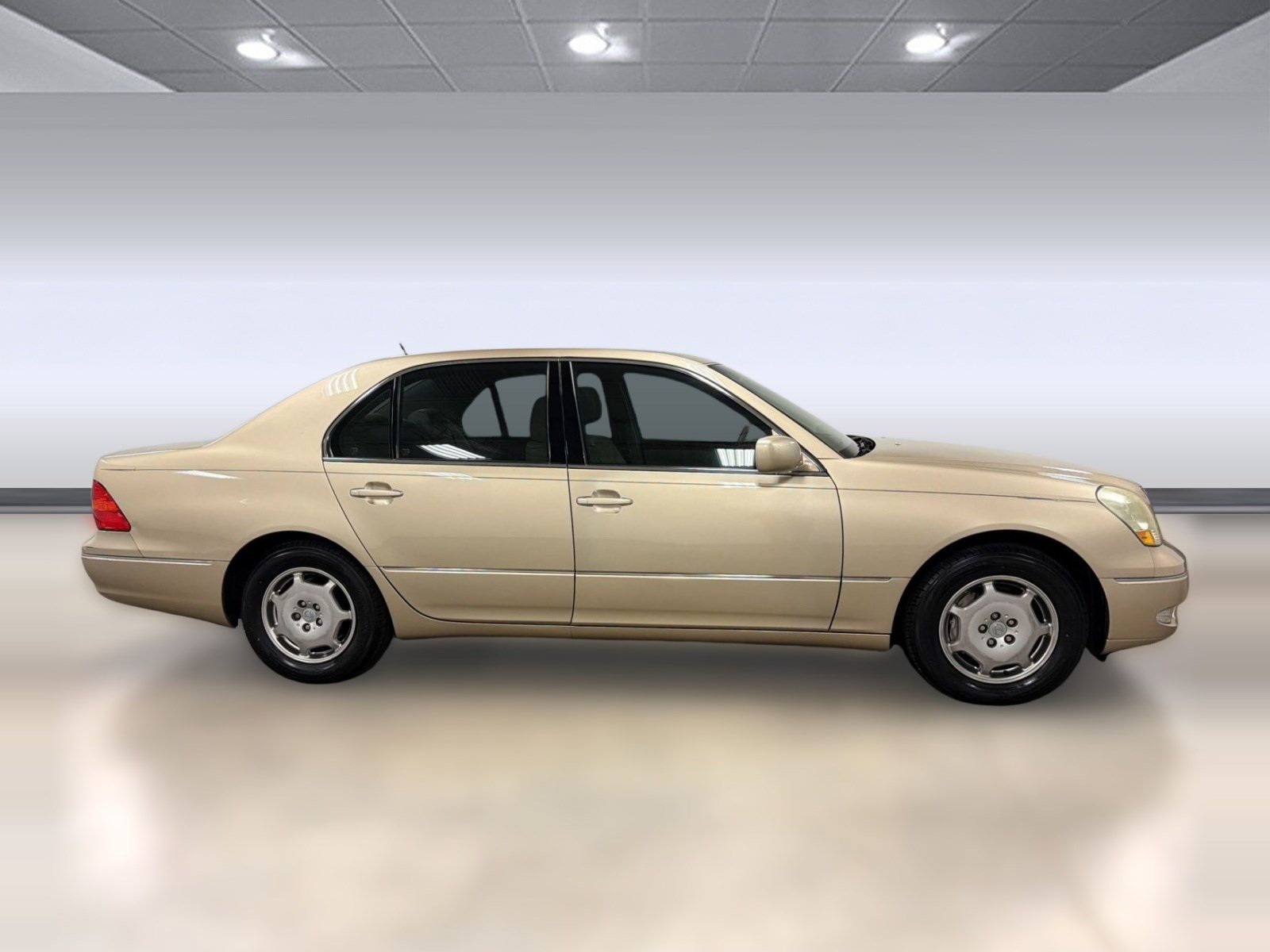Used 2002 Lexus LS 430 RWD image 7