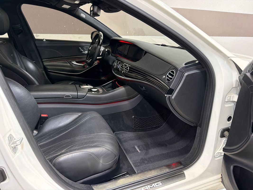 Used 2016 Mercedes-Benz S 63 AMG 4MATIC Sedan image 39