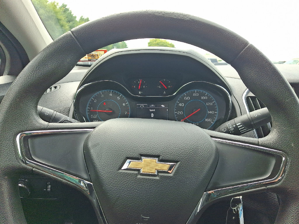 Certified 2017 Chevrolet Cruze LS FWD image 19