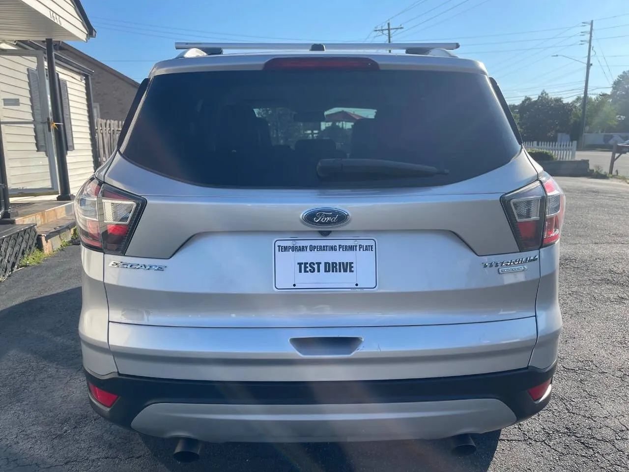 Used 2017 Ford Escape Titanium FWD image 8