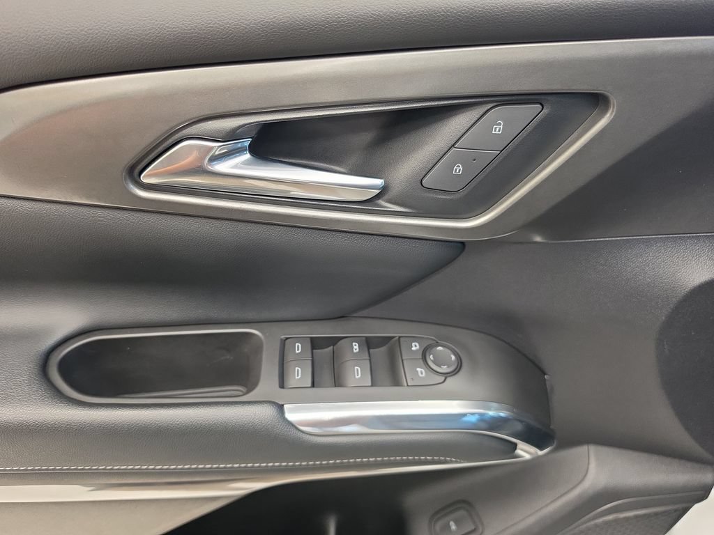 Used 2024 Chevrolet Traverse LT FWD image 15
