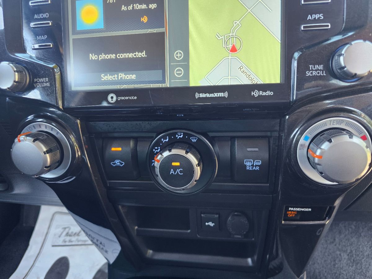 Used 2024 Toyota 4Runner TRD Off-Road Premium image 9