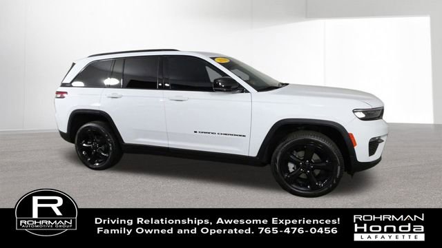 Used 2024 Jeep Grand Cherokee Limited w/ Black Appearance Package image 2