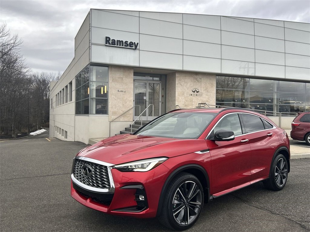 Certified 2023 INFINITI QX55 Essential