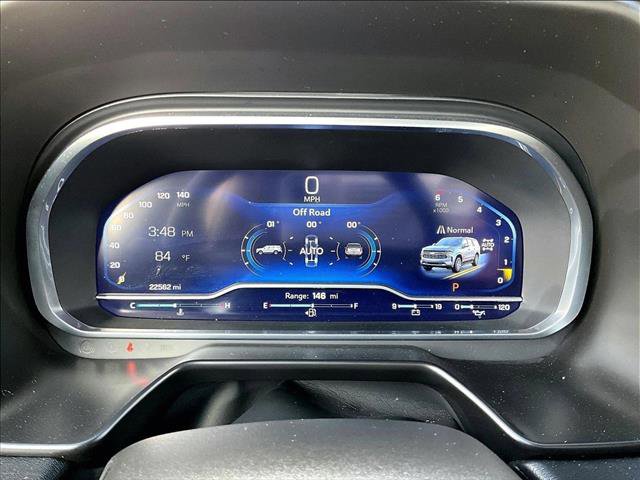 Used 2023 Chevrolet Suburban Premier image 22