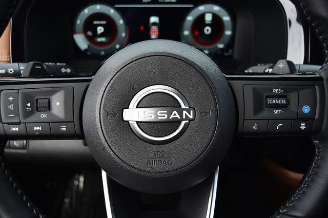 Certified 2024 Nissan Pathfinder Platinum w/ Cargo Package image 23