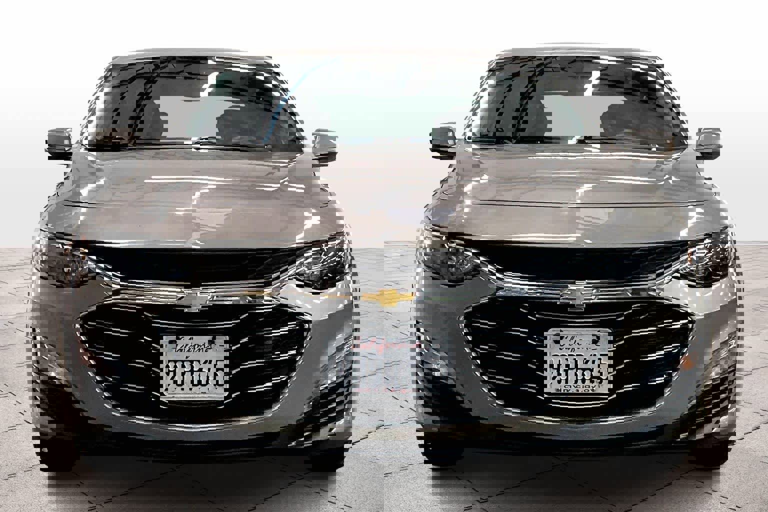 Used 2023 Chevrolet Malibu LT image 3