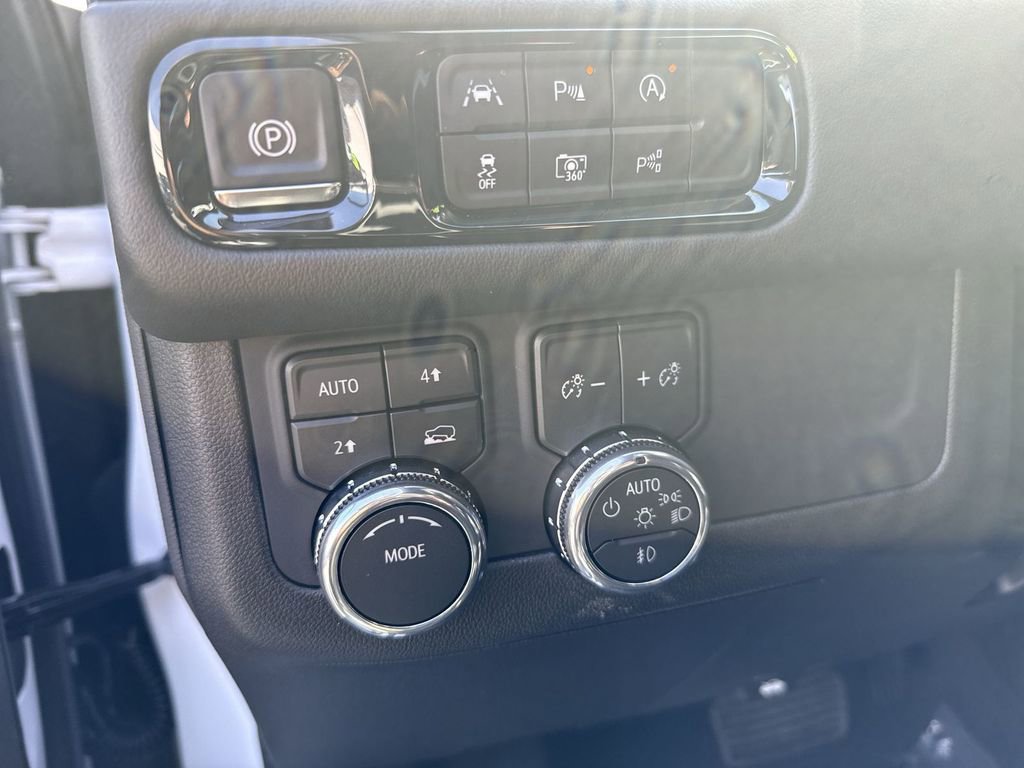 Certified 2026 GMC Yukon Elevation image 18