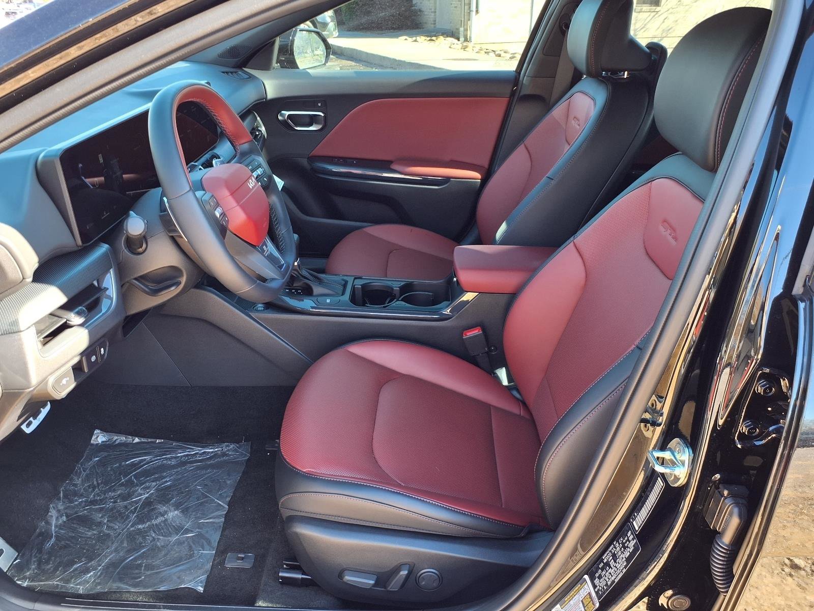 New 2025 Kia K4 GT-Line Turbo image 5