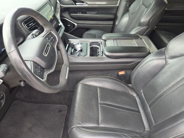 Used 2022 Jeep Wagoneer Series III w/ Premium Group I AWD/4WD image 15