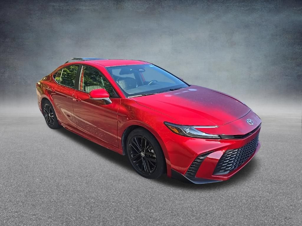 Used 2025 Toyota Camry SE FWD image 2