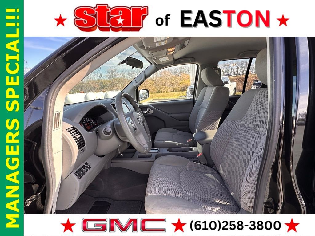 Used 2019 Nissan Frontier SV image 16