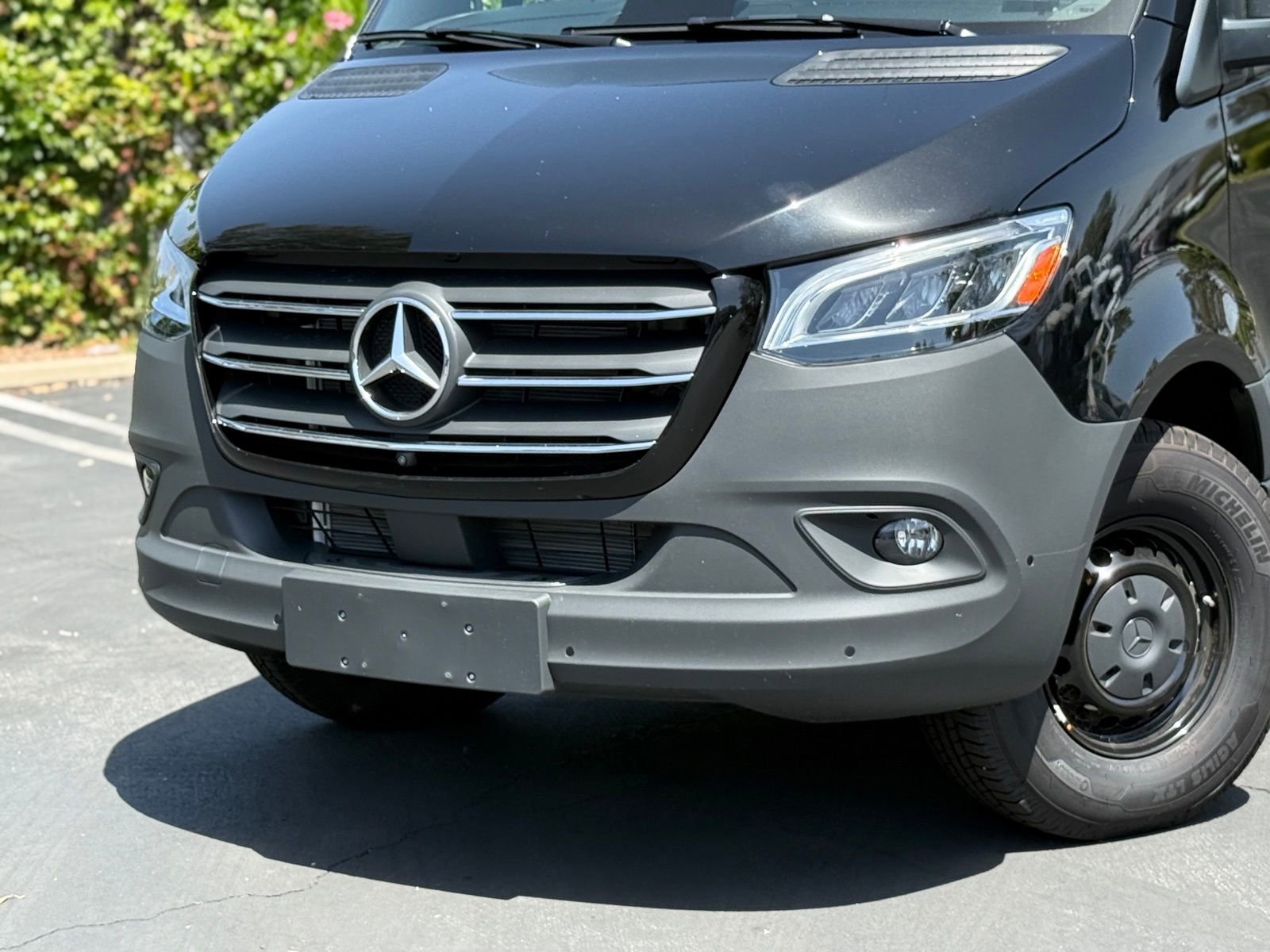 New 2025 Mercedes-Benz Sprinter 2500 image 3