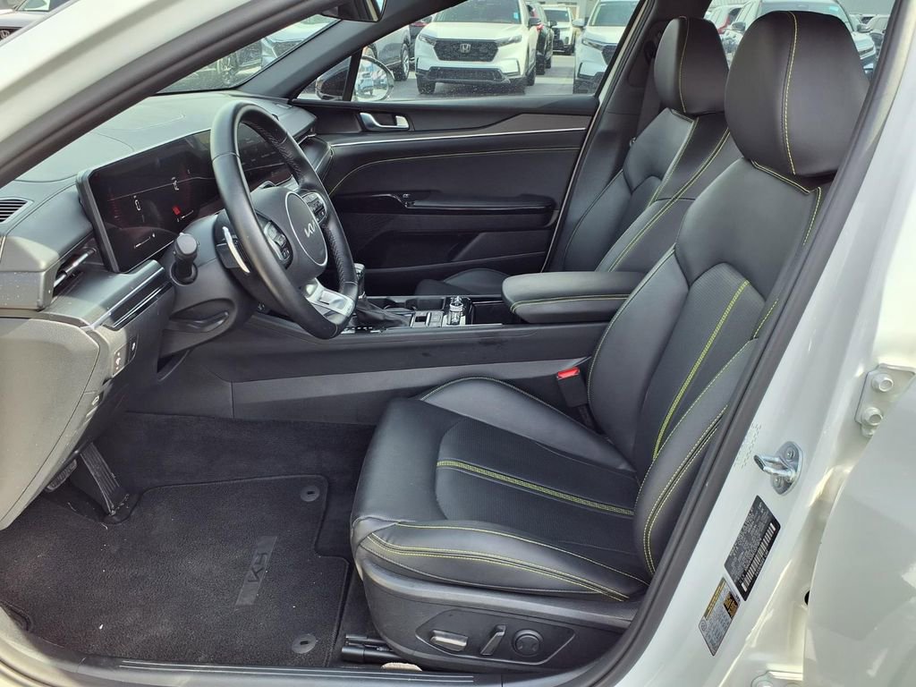 Used 2025 Kia K5 GT image 6