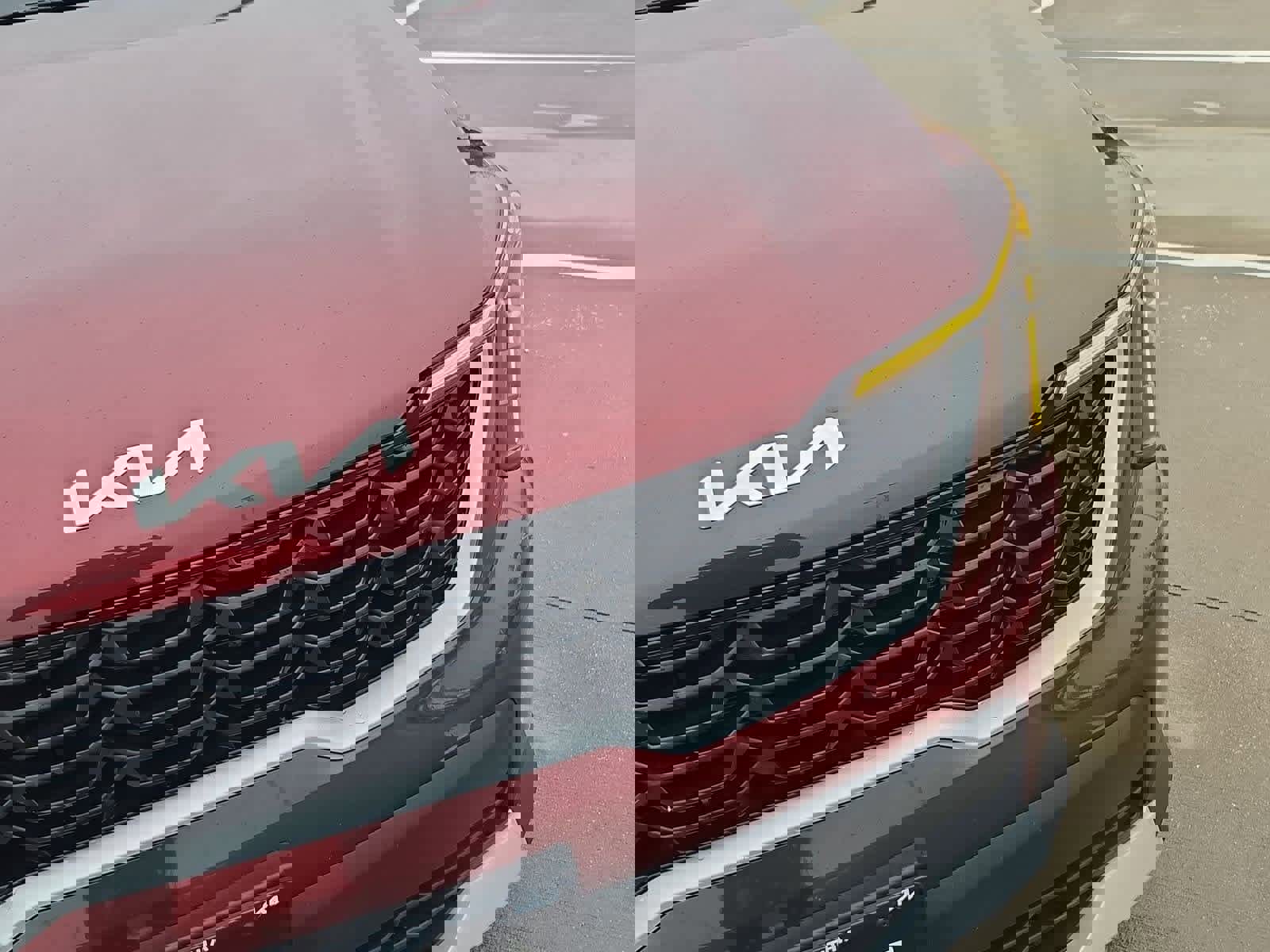 Certified 2025 Kia Sorento LX image 10