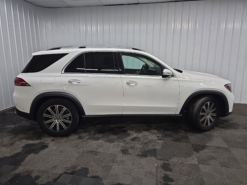 Used 2024 Mercedes-Benz GLE 350 4MATIC w/ 3rd Row Seat Package image 2
