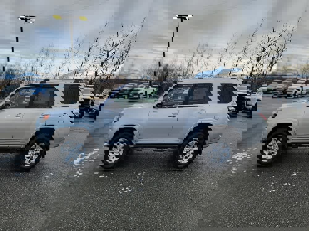 Used 2023 Toyota 4Runner SR5 image 2