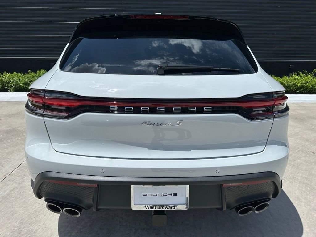 Certified 2025 Porsche Macan S image 11