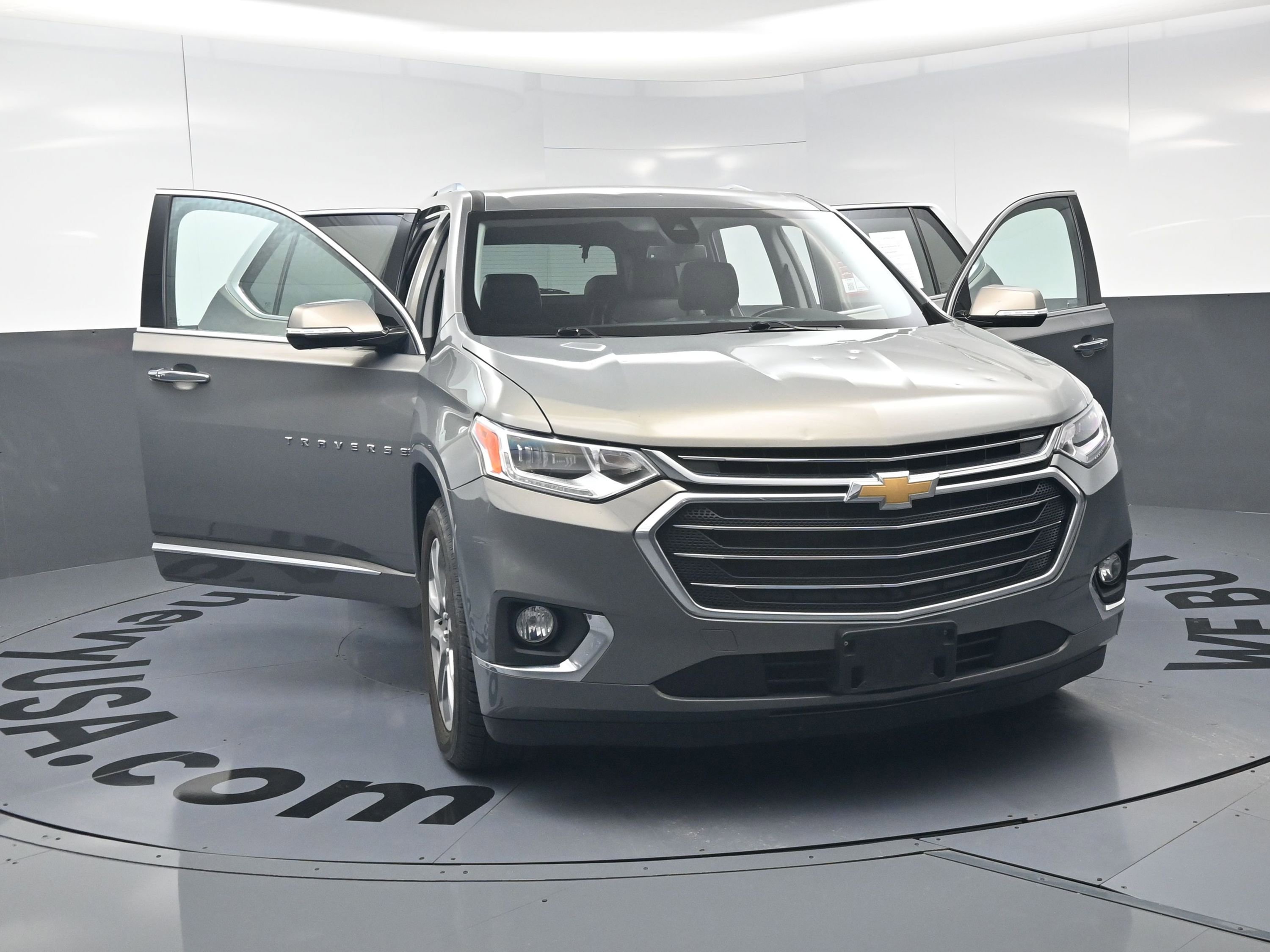 Used 2019 Chevrolet Traverse Premier w/ LPO, Floor Liner Package AWD/4WD image 23
