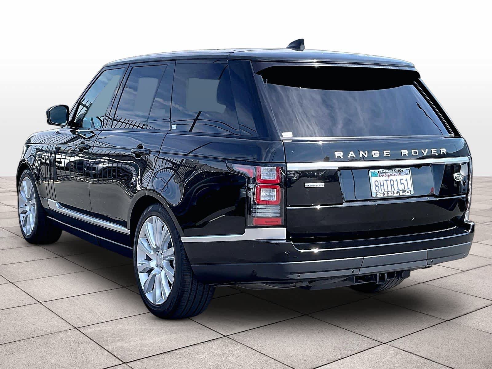 Used 2017 Land Rover Range Rover Supercharged AWD/4WD image 14