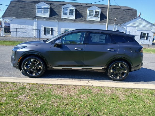 New 2026 Kia Sportage SX FWD image 3