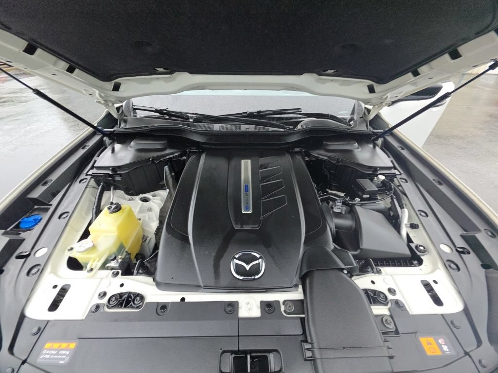 Used 2025 MAZDA CX-70 Plug-In Hybrid w/ Premium Plus AWD/4WD image 12