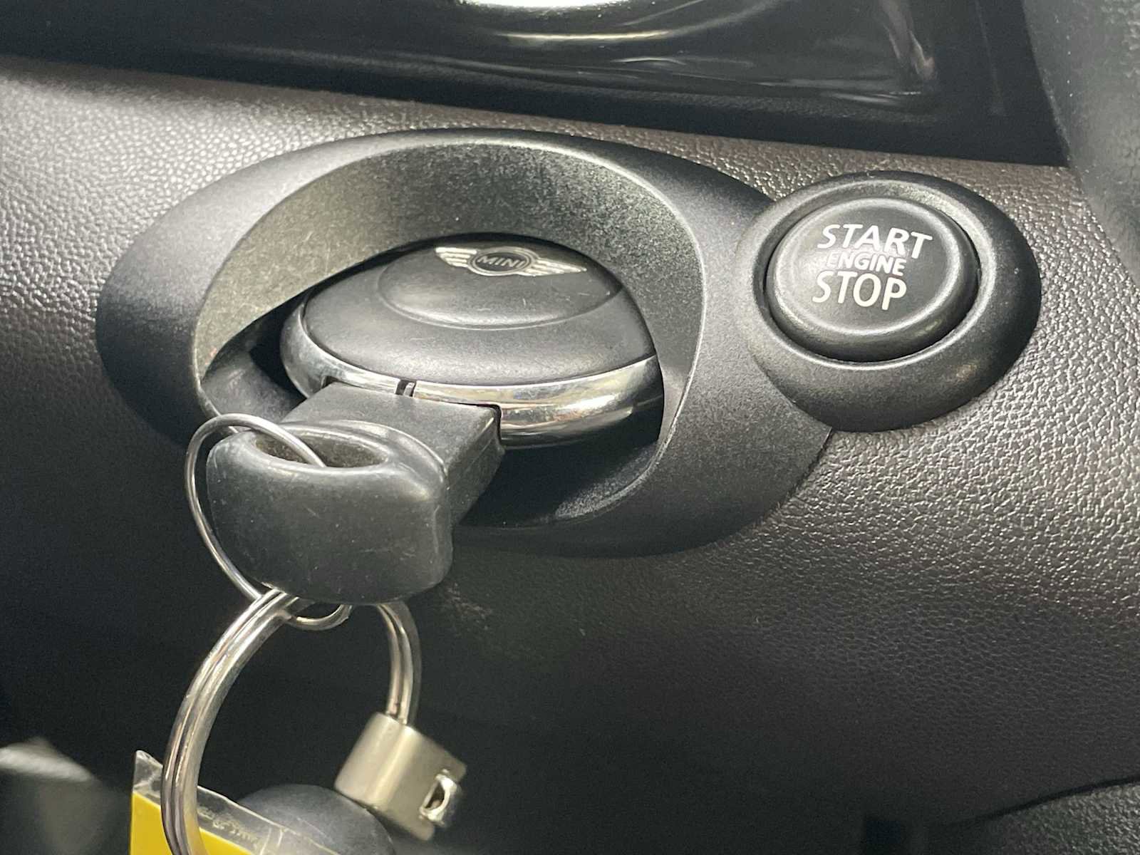 Used 2013 MINI Cooper Hardtop image 20