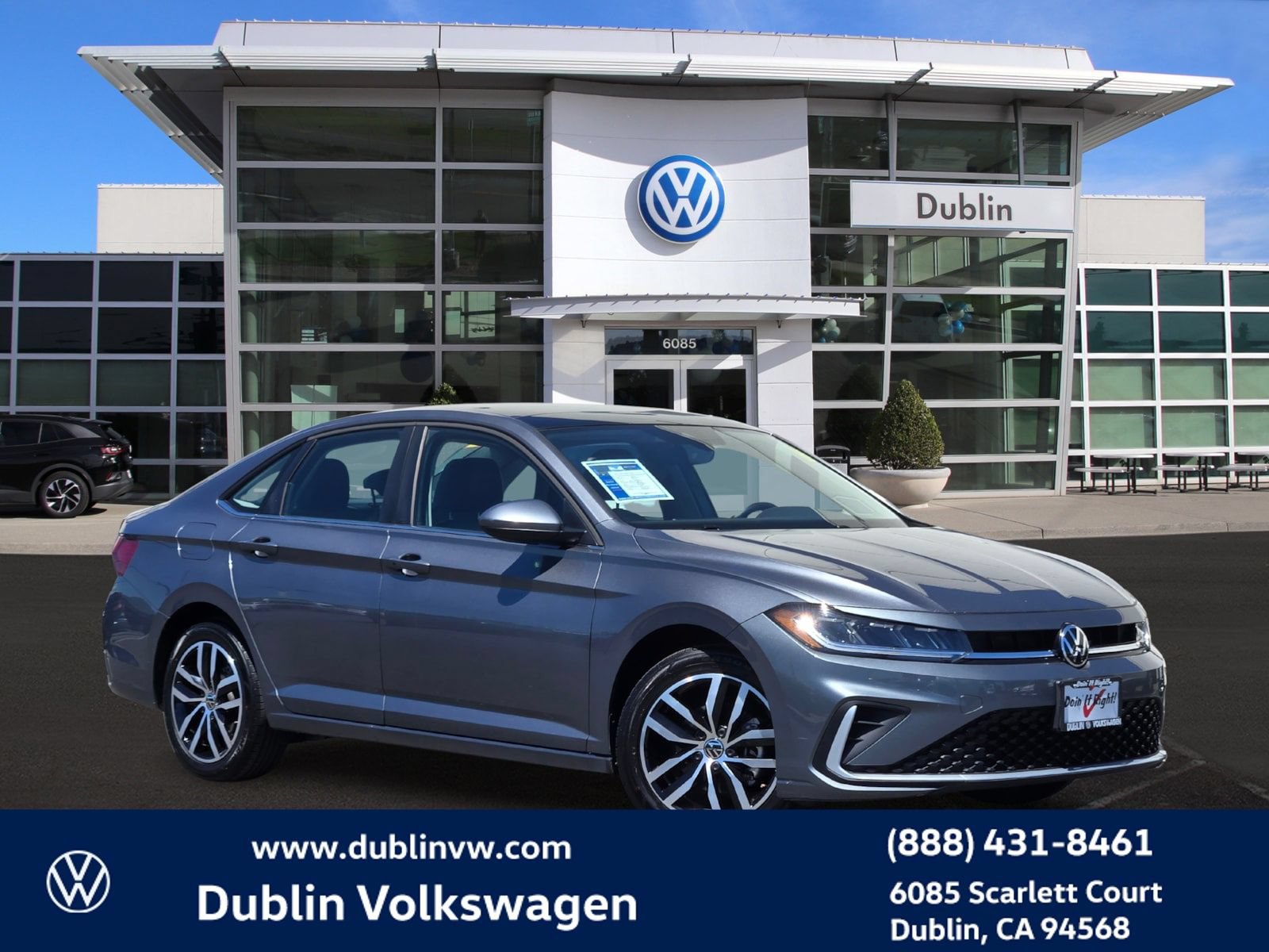 Certified 2025 Volkswagen Jetta SE FWD image 1