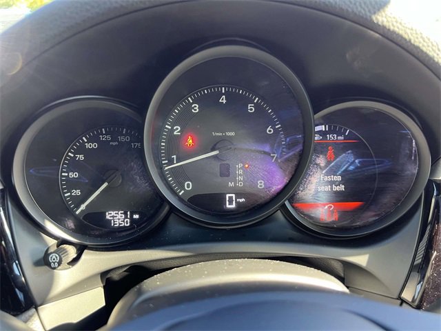 Certified 2022 Porsche Macan image 29