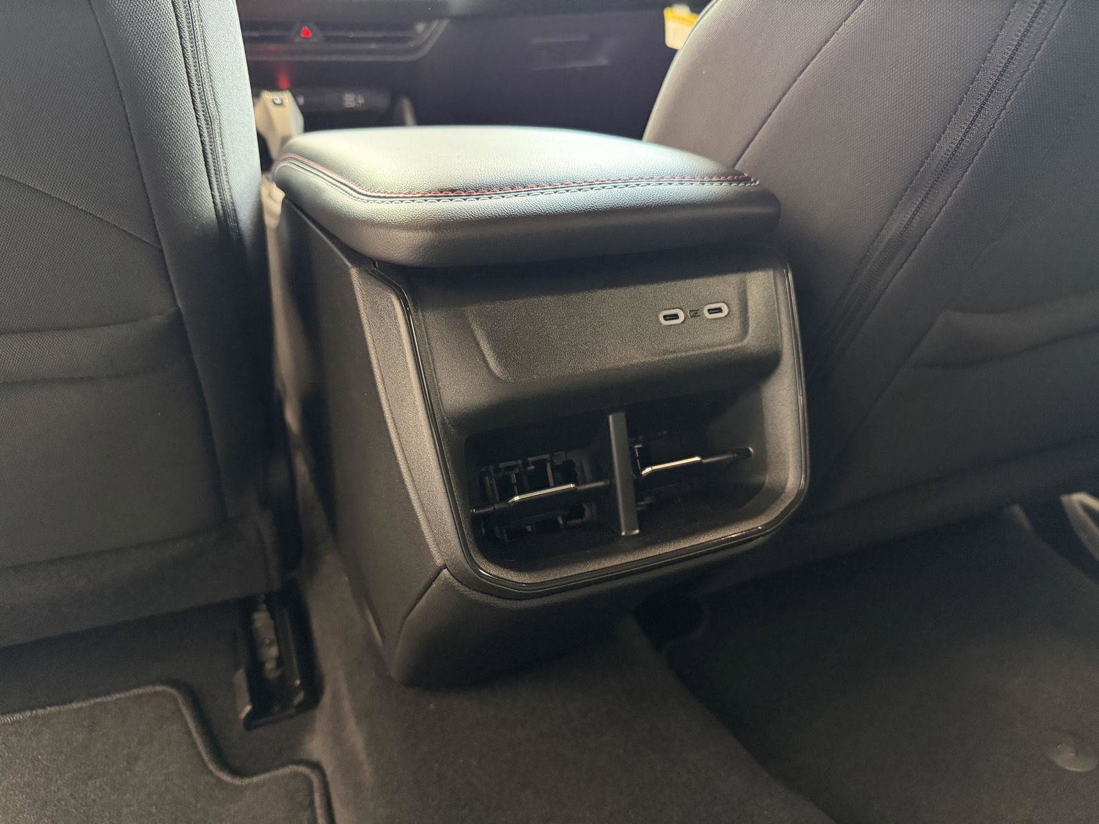 New 2026 Dodge Charger GT w/ Blacktop Package image 9