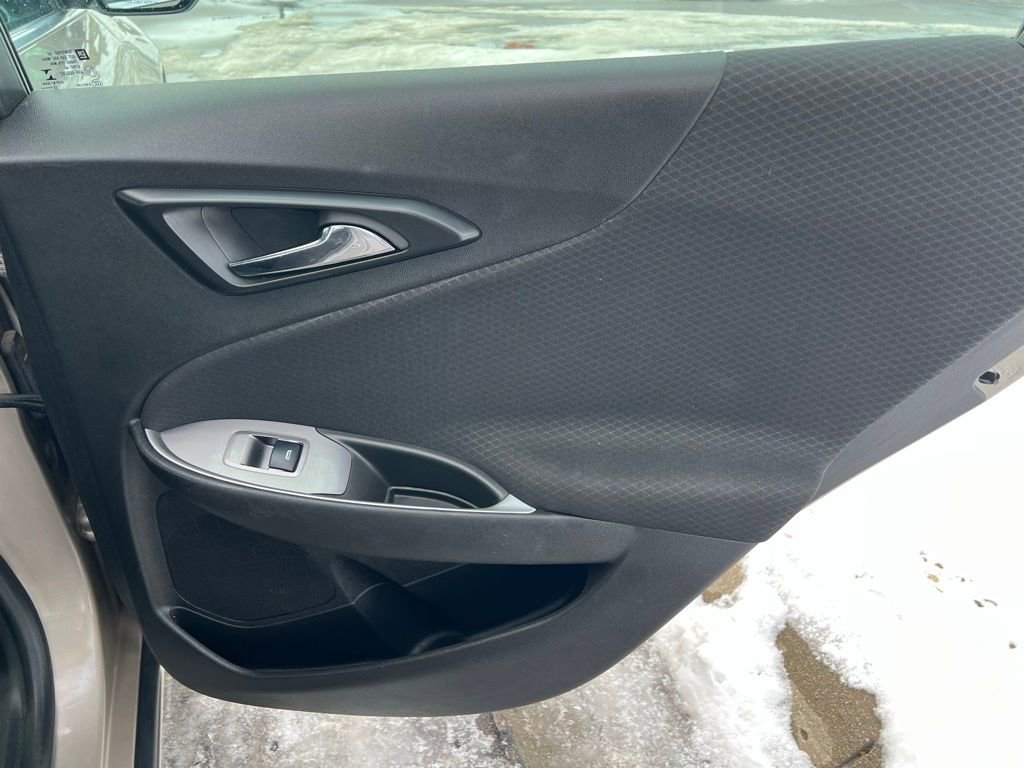 Used 2024 Chevrolet Malibu LS image 22