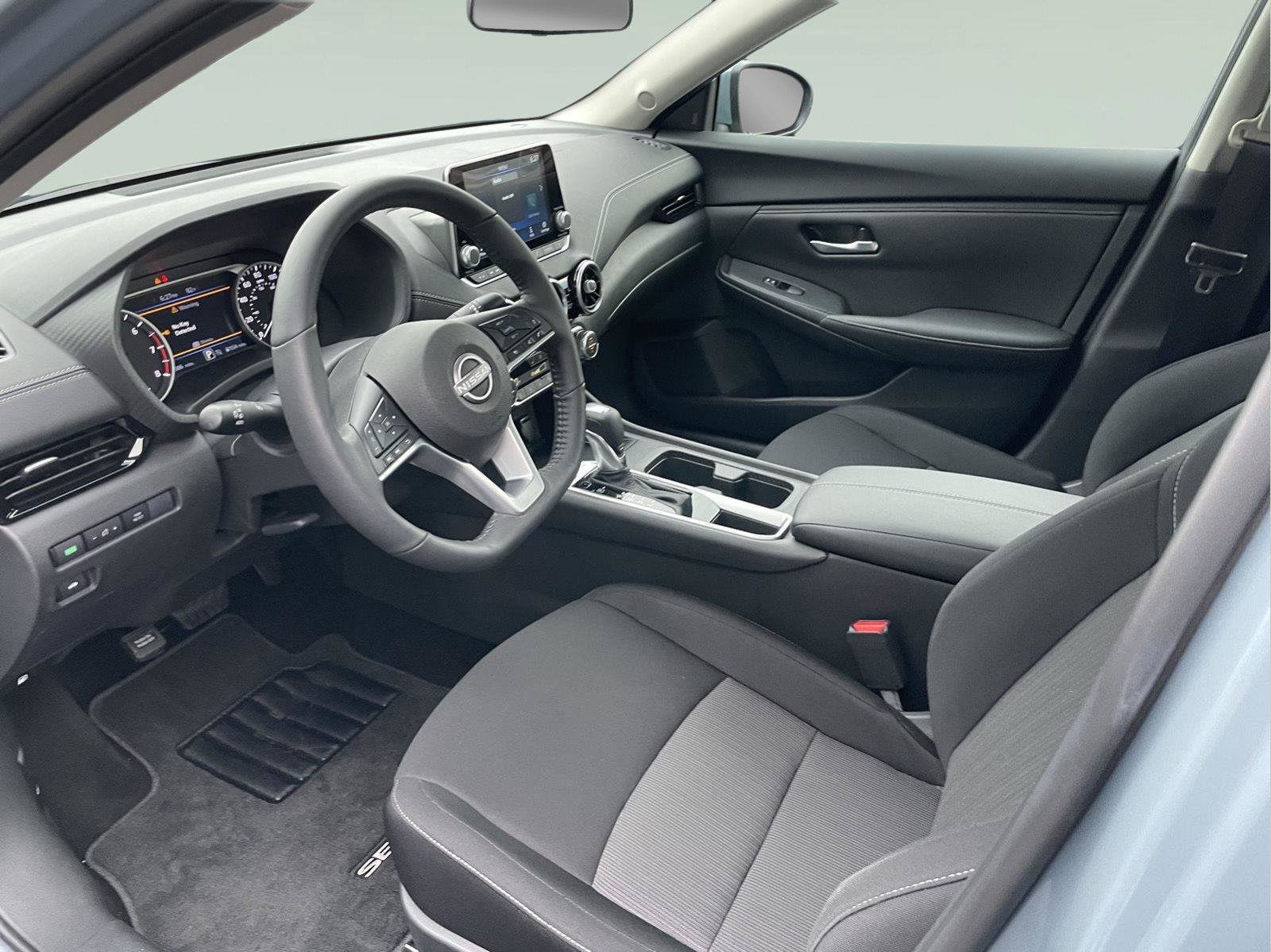Used 2024 Nissan Sentra SV w/ All-Weather Package FWD image 10