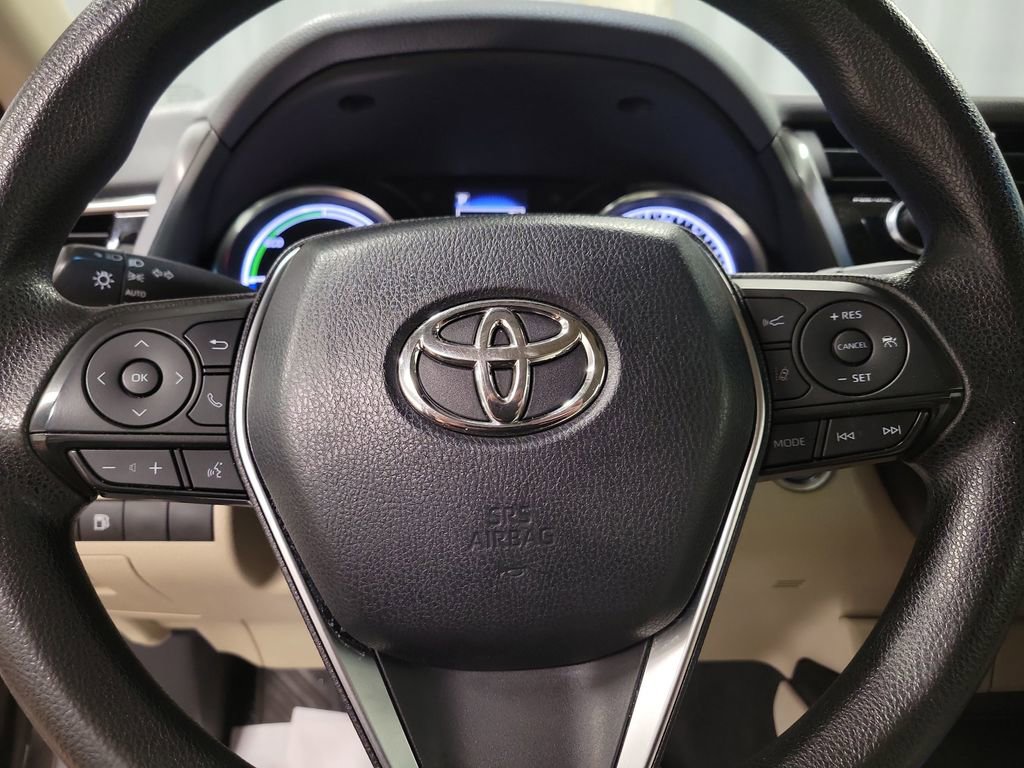 Used 2018 Toyota Camry LE w/ Protection Package (Q2) image 18