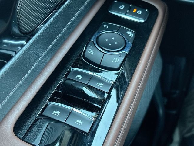 Used 2025 Lincoln Aviator Reserve image 36