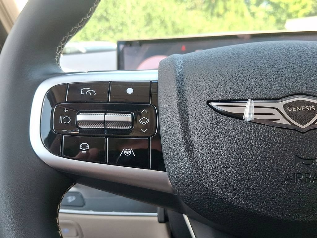New 2026 Genesis GV70 2.5T Advanced AWD/4WD image 17