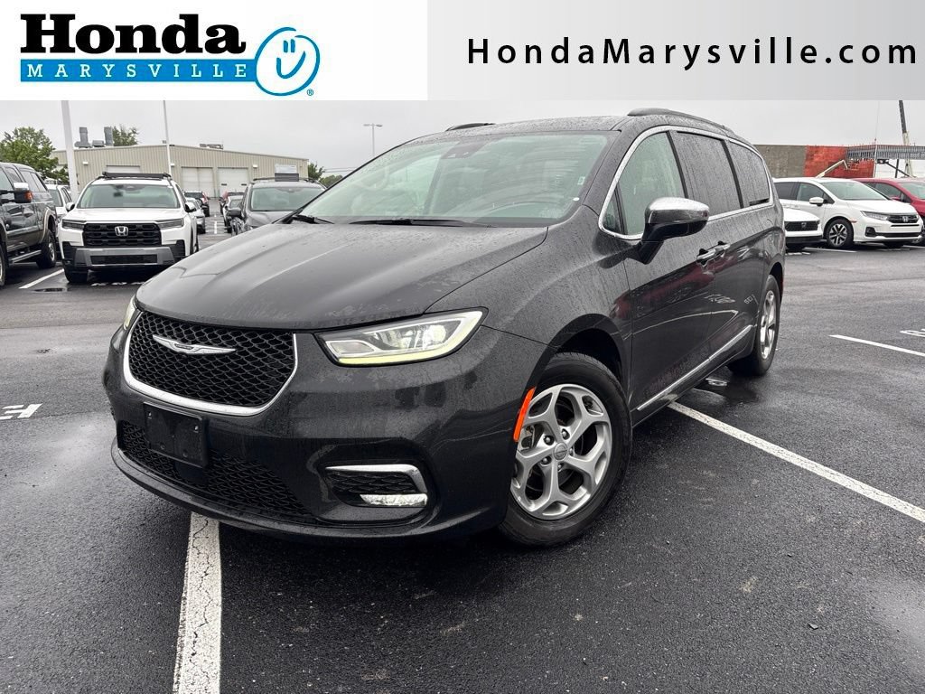 Used 2023 Chrysler Pacifica Limited