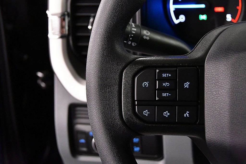 New 2026 Ford F350 XL w/ 360-Degree Camera Package image 21