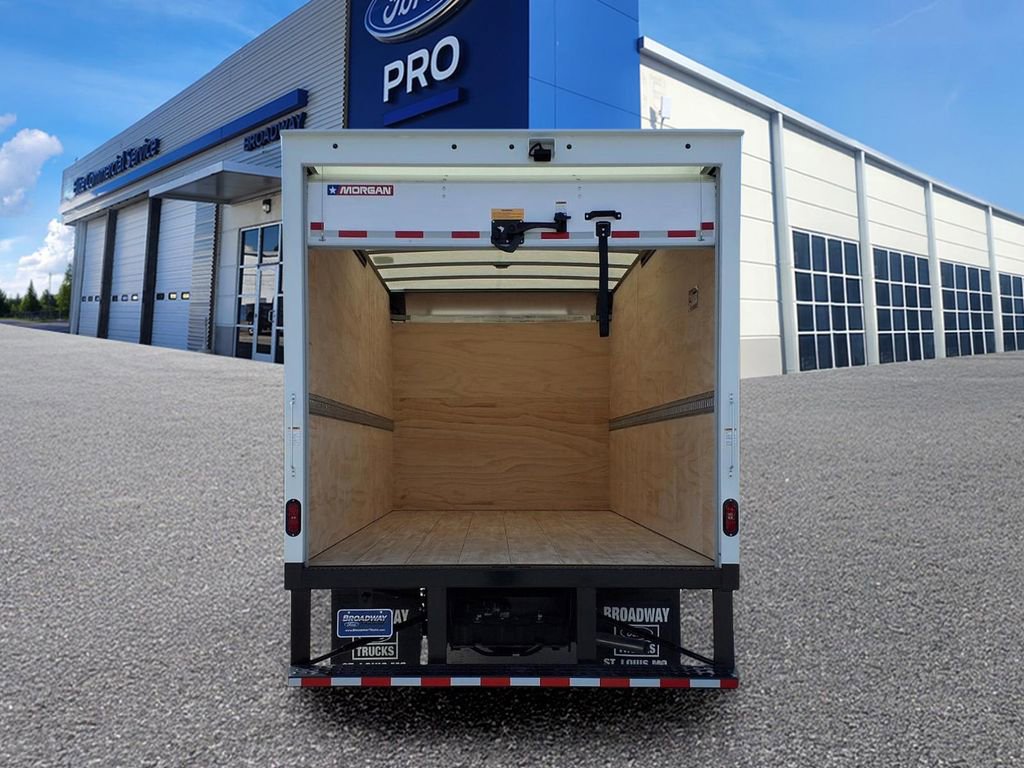 New 2026 Ford F550 2WD Regular Cab Super Duty image 21