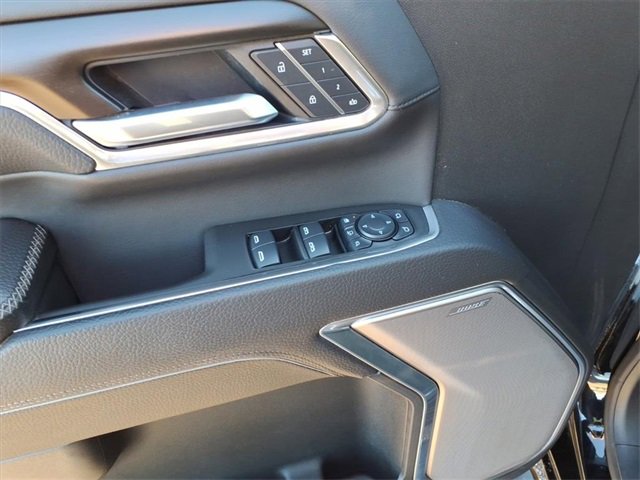 Used 2025 GMC Sierra 3500 Denali w/ Denali Reserve Package image 17