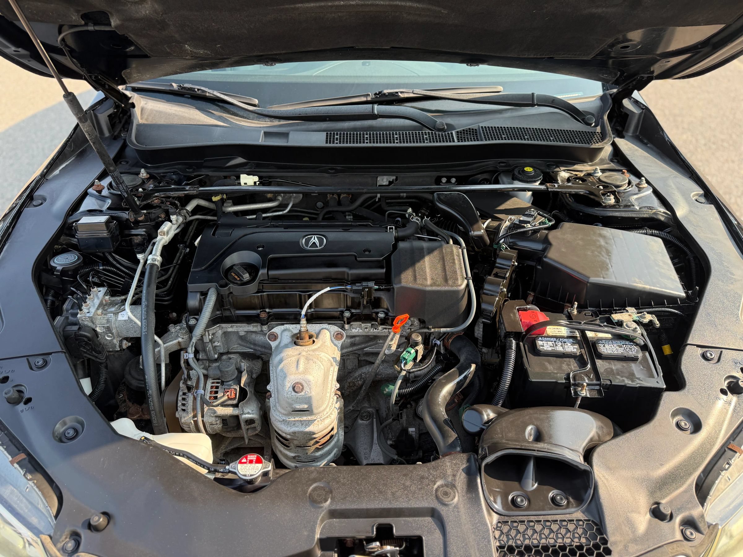 Used 2016 Acura TLX w/ Technology Package FWD image 12
