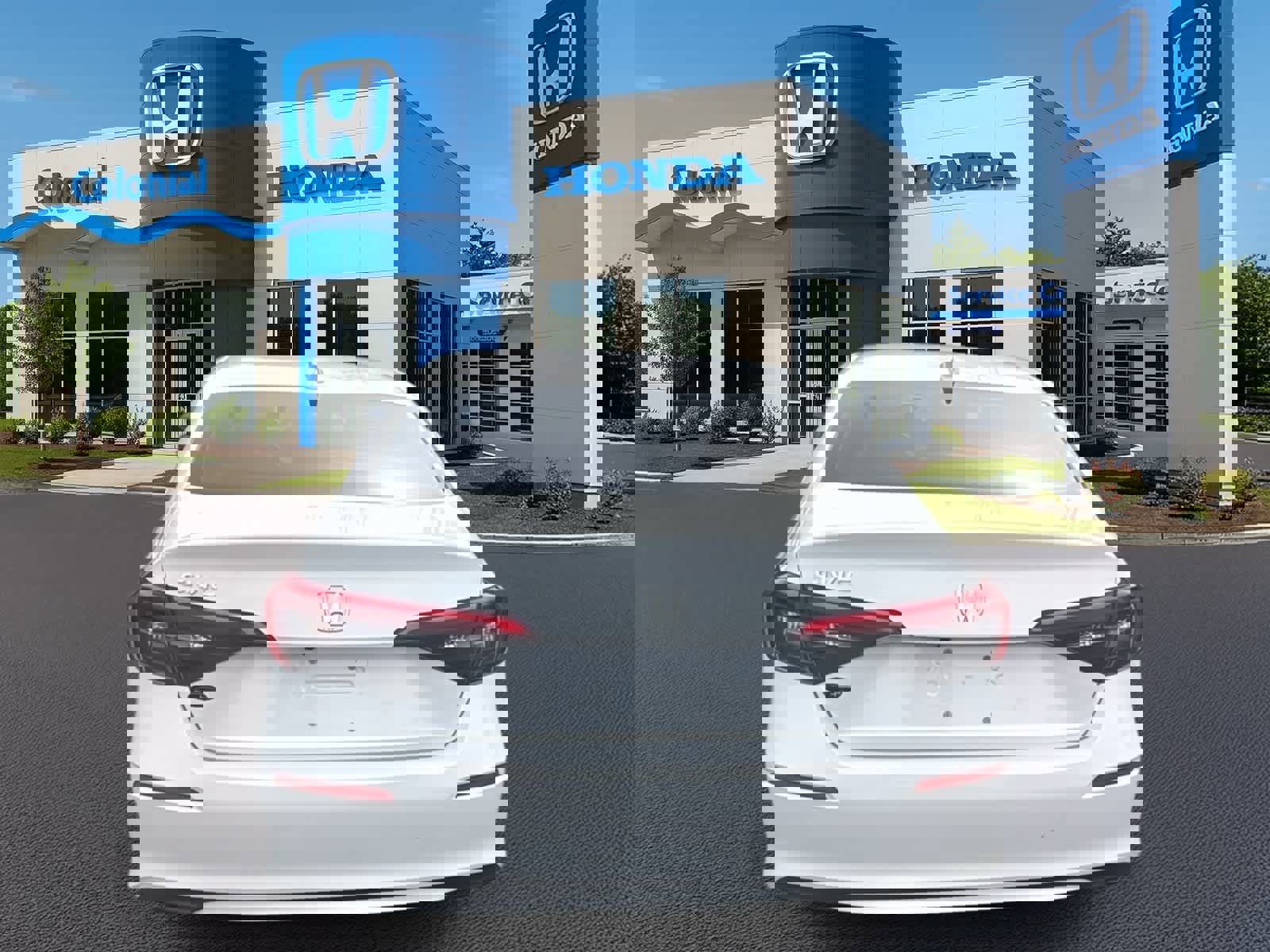 Used 2023 Honda Civic EX image 4