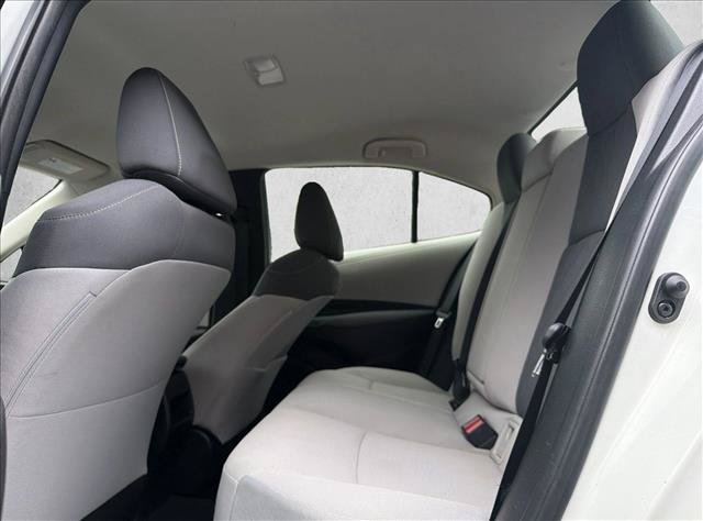 Used 2020 Toyota Corolla LE FWD image 22