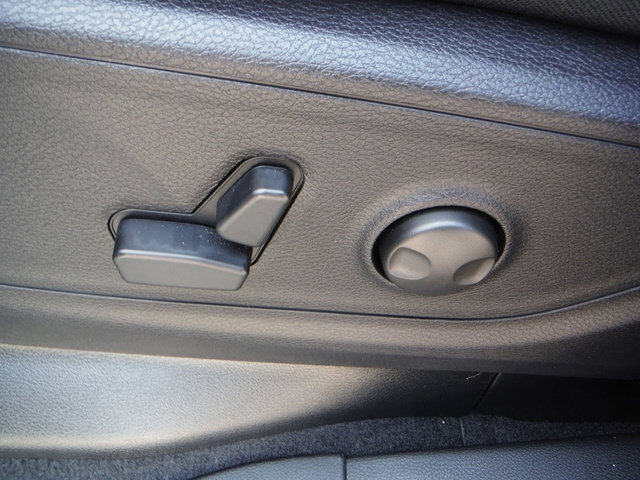 New 2027 RAM 1500 4x4 Crew Cab image 22
