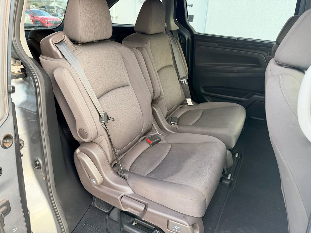 Used 2018 Honda Odyssey EX image 15