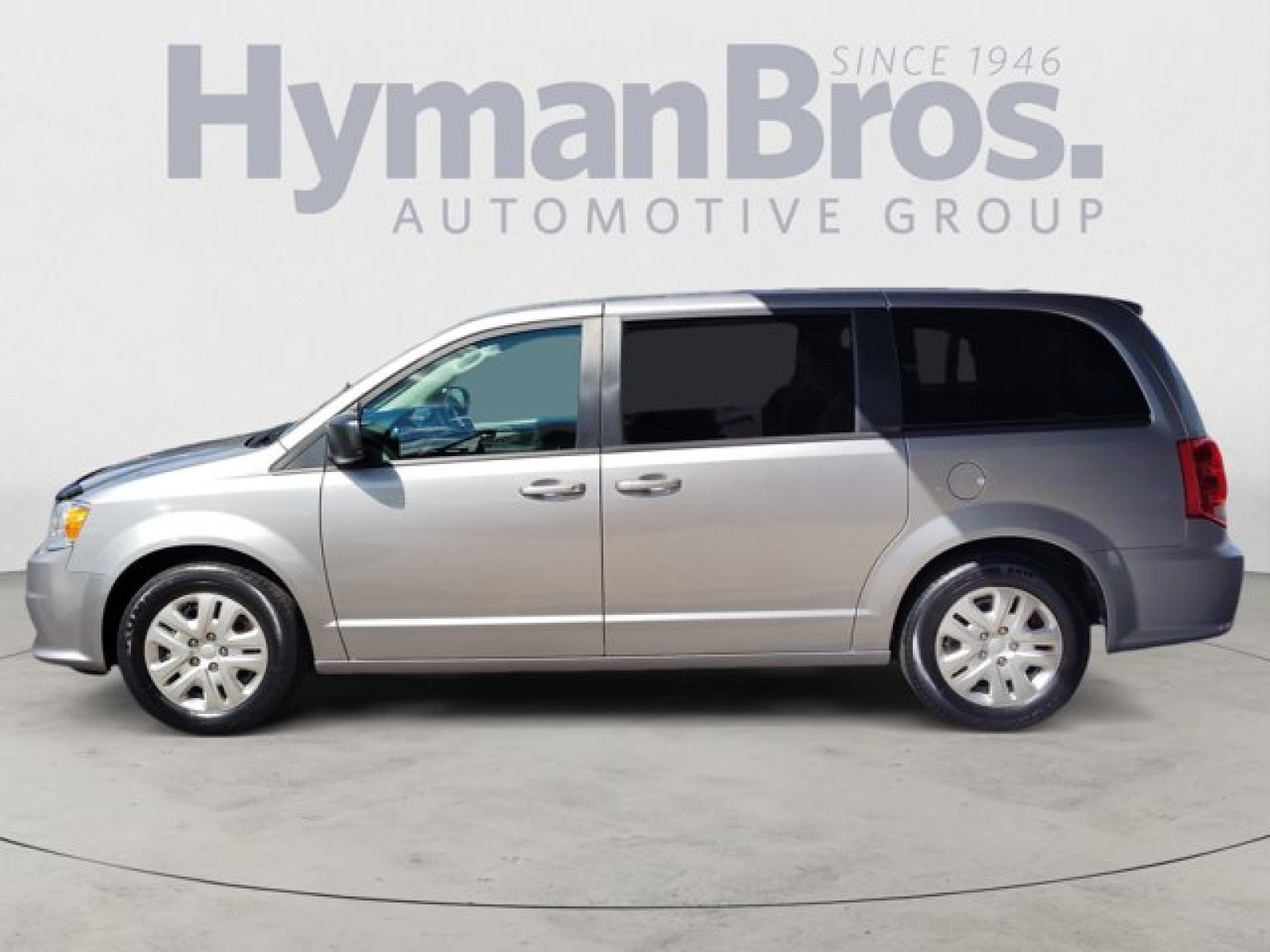 Used 2018 Dodge Grand Caravan SE w/ UConnect Hands-Free Group FWD image 6