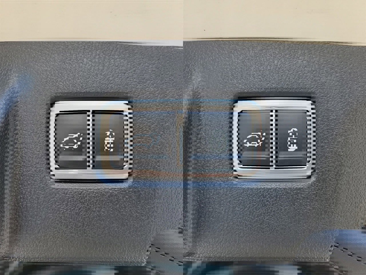 Used 2023 Kia Sorento EX image 9