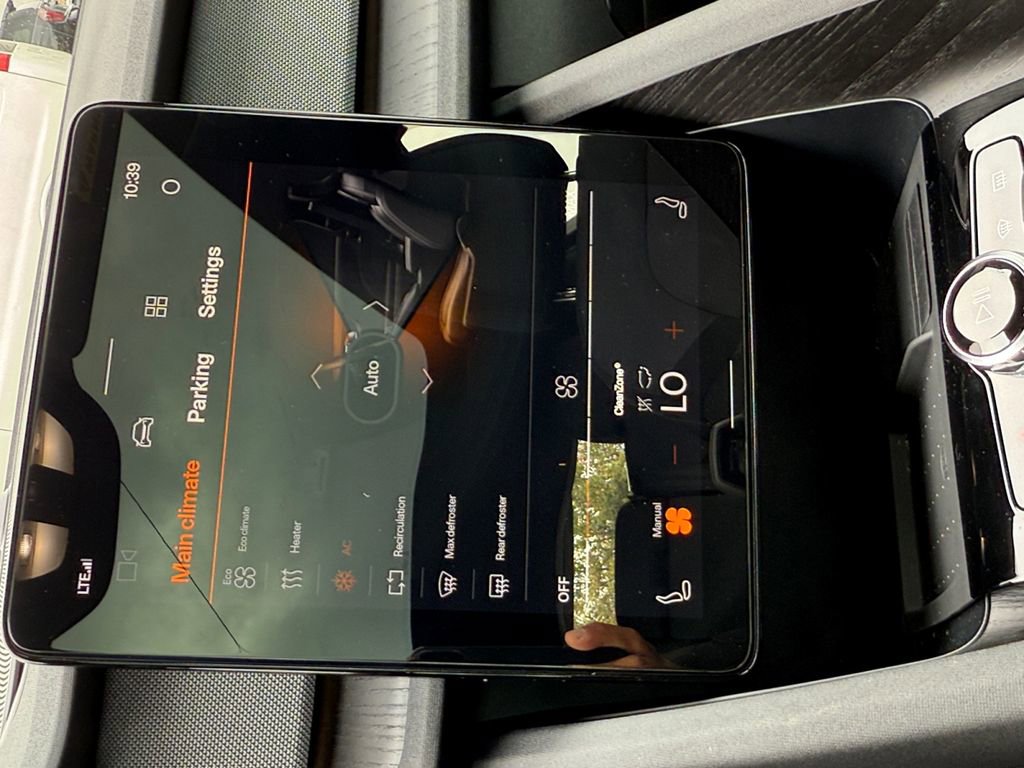 Used 2022 Polestar Polestar 2 w/ Plus Package image 18