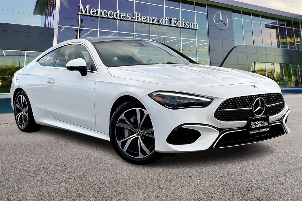 Used 2025 Mercedes-Benz CLE 300 4MATIC Coupe image 1