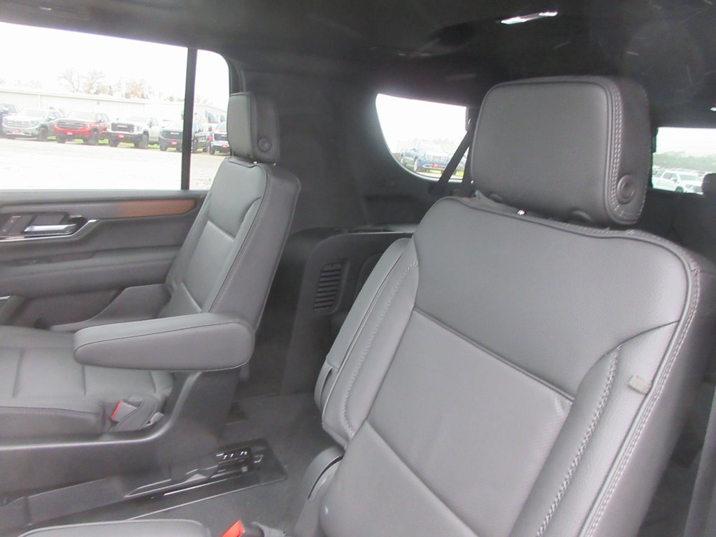 New 2026 GMC Yukon XL Denali w/ Sun & Power Step Package image 15