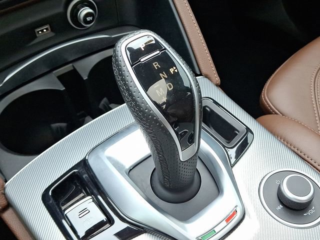 Used 2020 Alfa Romeo Stelvio Ti Sport w/ Quick Order Package 22S Sport image 15